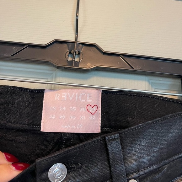 Revice Denim Black Coated Star Jeans Cropped - Picture 3 of 9